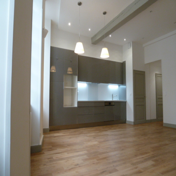 Offres de location Appartement Bordeaux 33000
